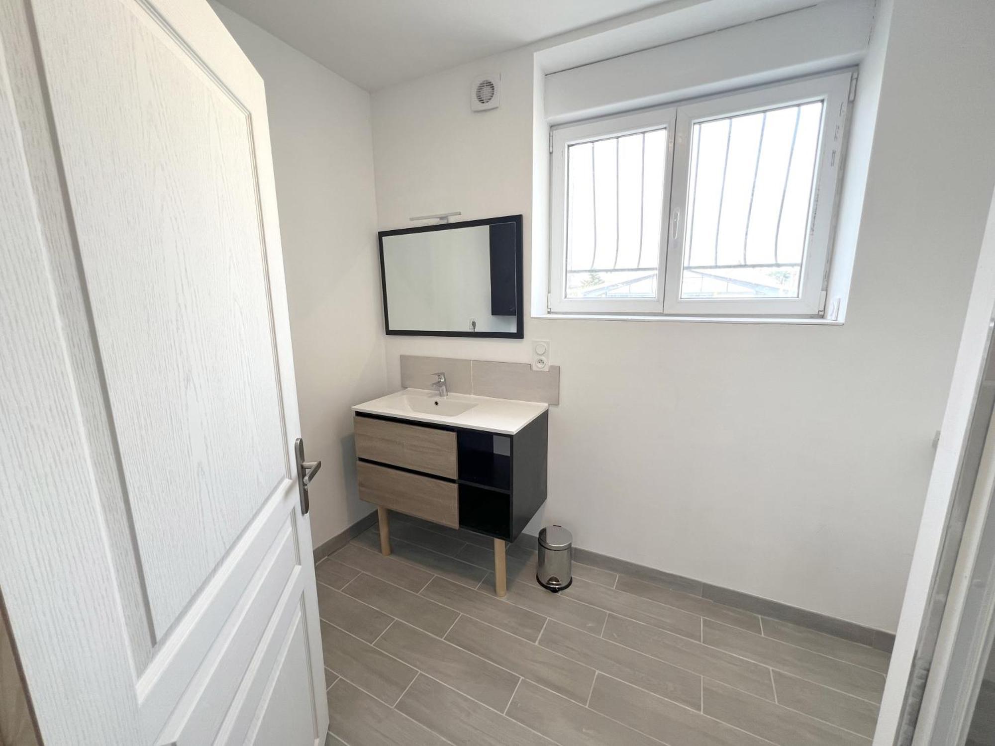 178B - Appartement T2 Tout Confort - Wifi Netflix Le Gond-Pontouvre Exterior photo